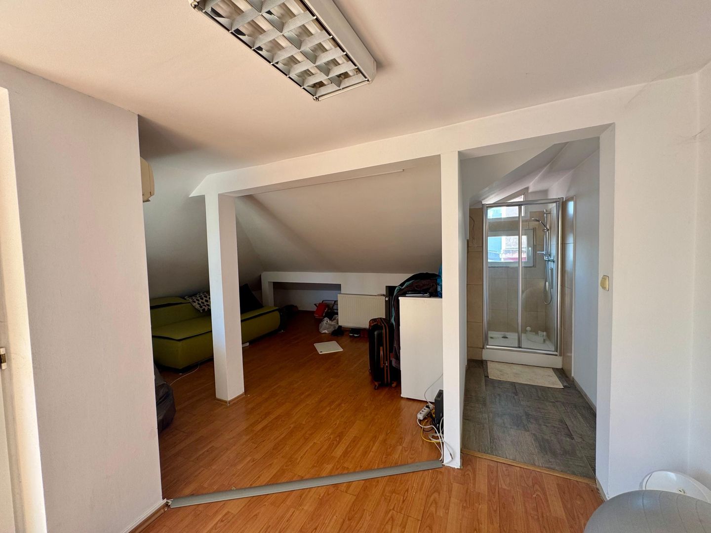 OPORTUNITATE - vila-curte individuala-garaj la Domenii-Popisteanu - Poză 5