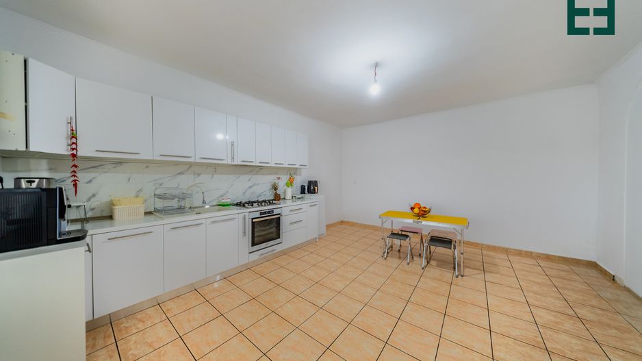 Apartament la casă în cartierul Tabacovici Aradul Nou - Poză 5