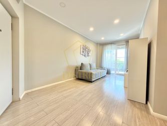 Apartament cu 3 camere, dressing decomandat la etajul 1 in Giroc langa Musicescu - Poză 4