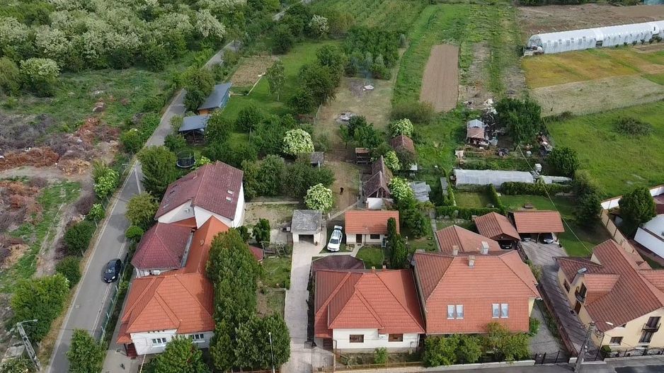 Oportunitate rara: Casa zona Titulescu cu teren generos 37.48 Ar - Poză 8