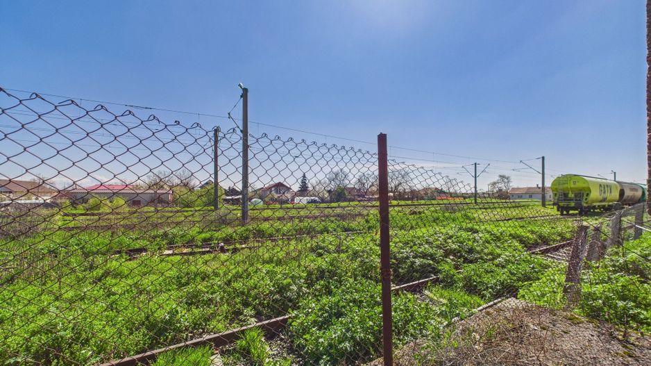 Spațiu industrial, rampă și acces la calea ferată - Poză 17