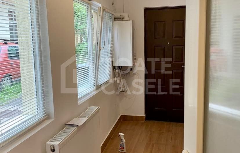 Apartament cu 2 camere decomandat, zona P- ta M. VITEAZUL - Poză 6