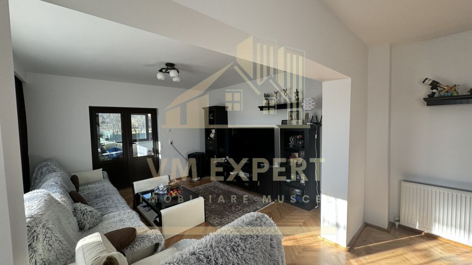 VILA S+P+E-306 MP, TEREN 2078 MP, CAMPULUNG - Poză 26