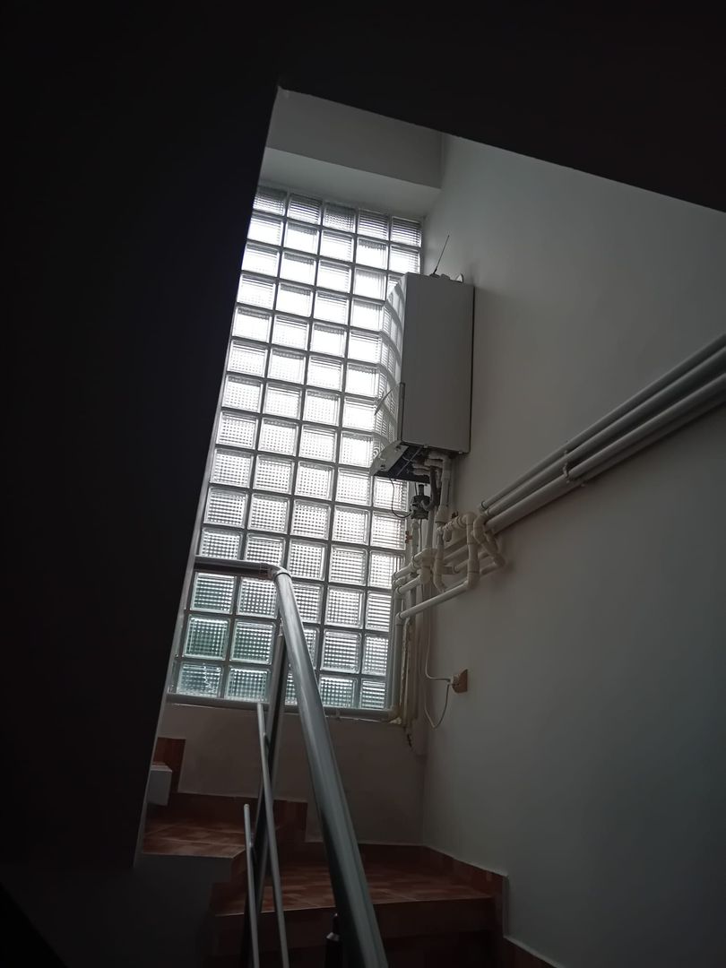 Casă Spațioasă P+1+M, 265 mp Utili, 1000 mp Teren – Toate Utilitățile, Vânători - Poză 11