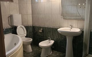Casă de vânzare cu spațiu comercial în Apahida - Poză 11