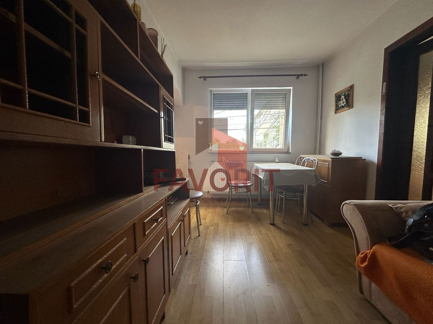 3 camere | etaj 1 | mobilat si utilat | zona excelenta | - Poză 2