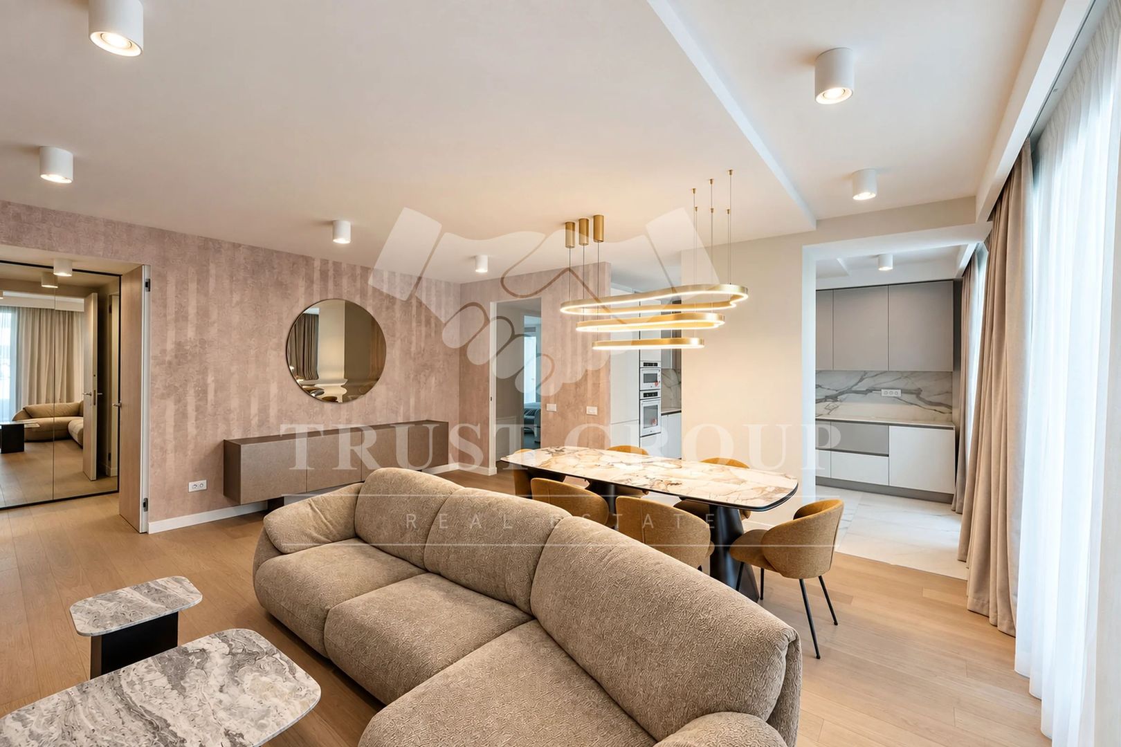 Apartament 4 camere Aviatorilor | Curte 132mp - Poză 1