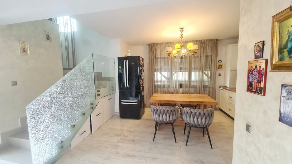 Casa de vanzare / Goranu - Poză 10