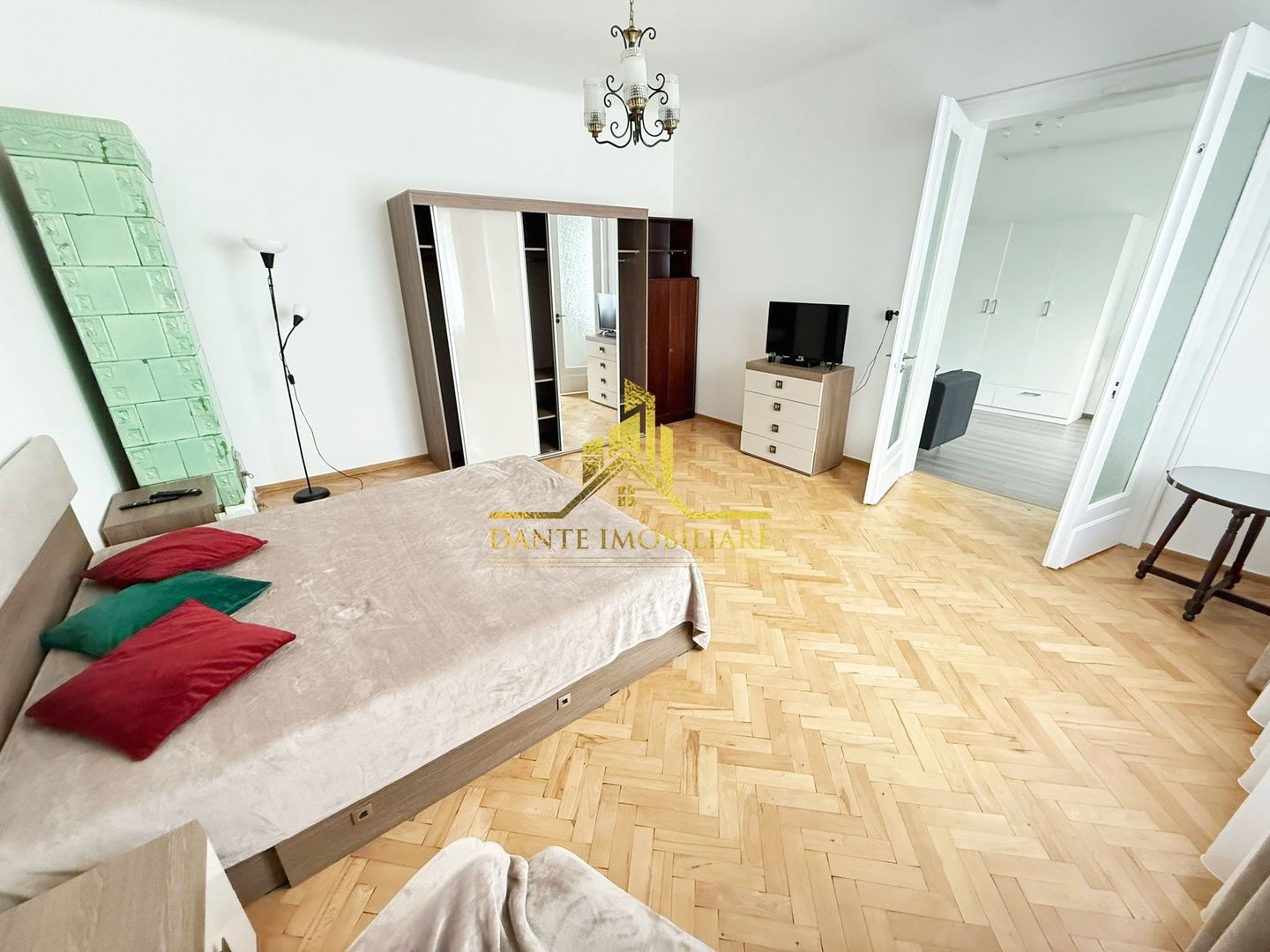 2 camere, semidecomandat, mobilat modern, gradina, Pta 1 Mai - Poză 2