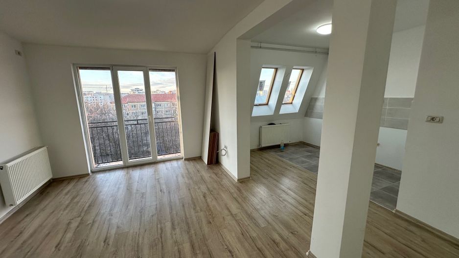 Apartment 3 camere 75 mp utili - Poză 3