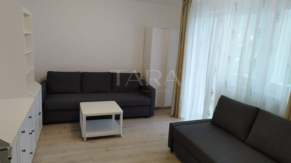 Apartament cu 3 camere decomandate, renovat complet, zona Piața Flora. - Poză 2