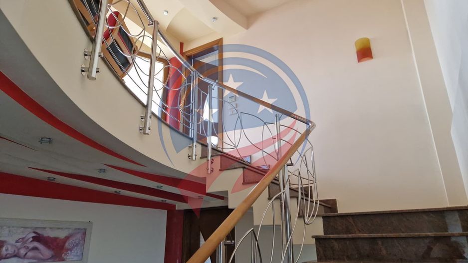 Casa / Vila zona Puskin D+P+E +terasa, 5 camere, 225 mp s. utila, 417 mp teren - Poză 19