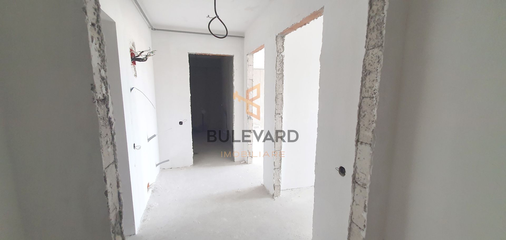 Apartament cu 2 camere semifinisat, zona strazii Nicolae Balcescu! - Poză 6