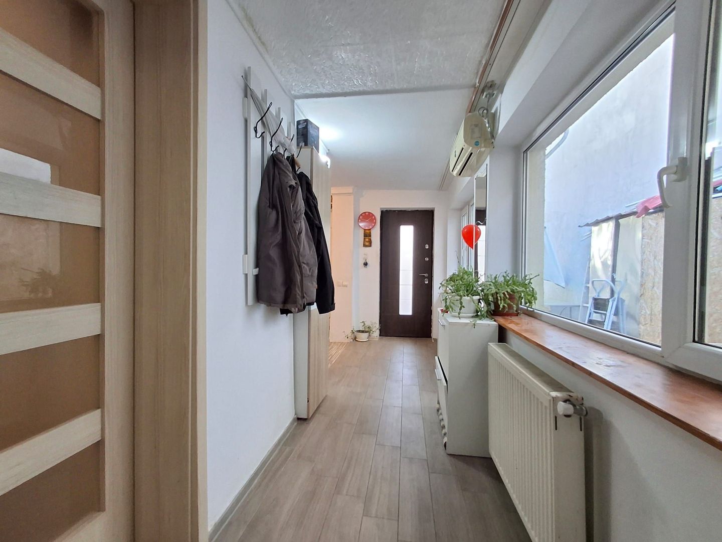 Casa de vanzare 3 camere Zona  Timpuri Noi - Poză 11