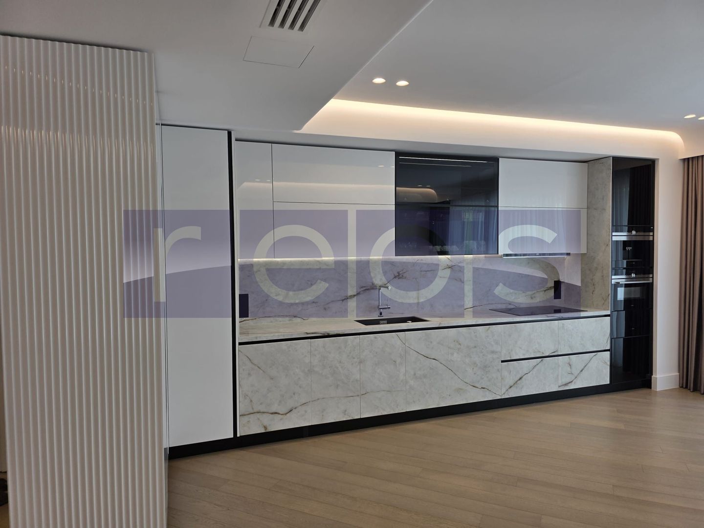 VANZARE APARTAMENT 101MP | 3 CAMERE | MOBILAT-UTILAT LUX | TERASA 26MP - Poză 10