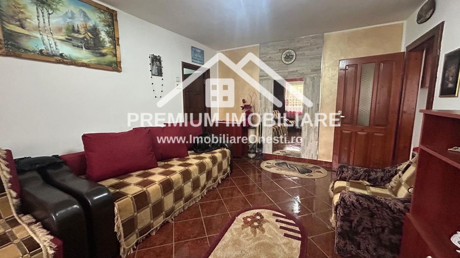 **Apartament 2 camere semidecomandat – Zona de Sus** - Poză 1