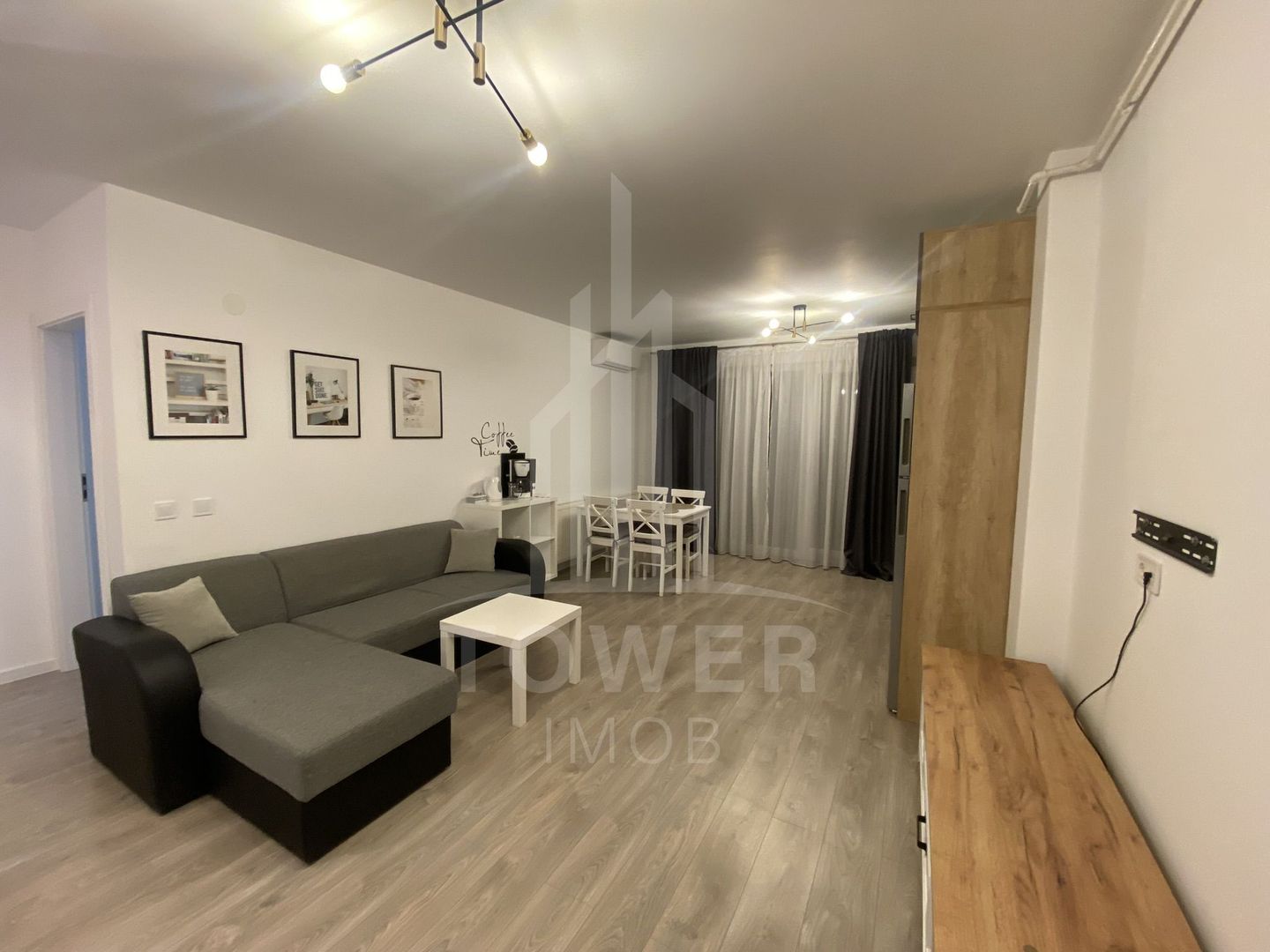 Apartament modern cu 2 camere | Balcon generos | Parcare privată – CityResidence - Poză 2