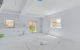 Duplex P+1 deosebit în Moșnița Veche - Poză 5