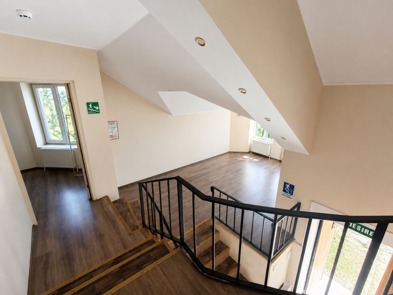 Casă în Doroțcaia – 140 m² | 13,71 ari | 6 camere + living - Poză 22