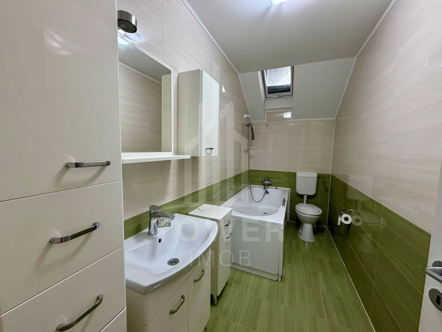 Casă premium de închiriat-Cisnadioara - Poză 34