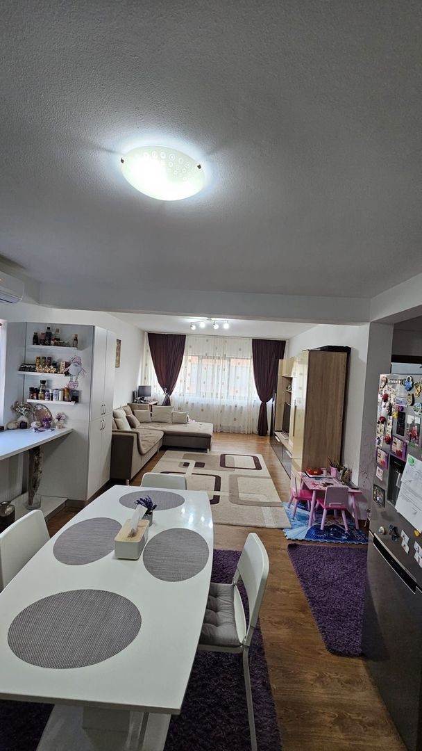 Aleea cu Plopi | 3 camere | 2 bai | Mobilat Utilat - Poză 2