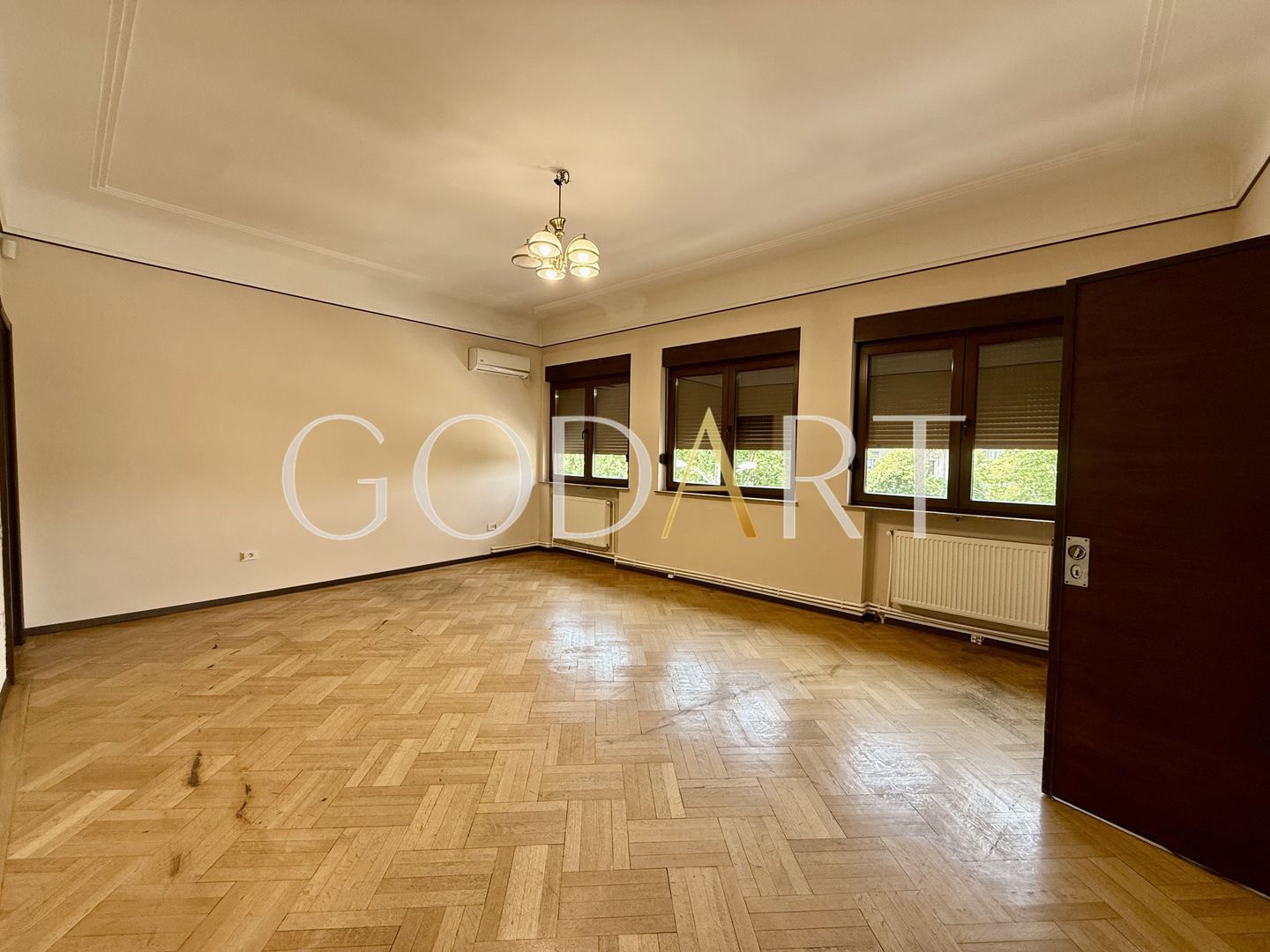 Apartament 5 camere | Central | 215.5 mp - Poză 8