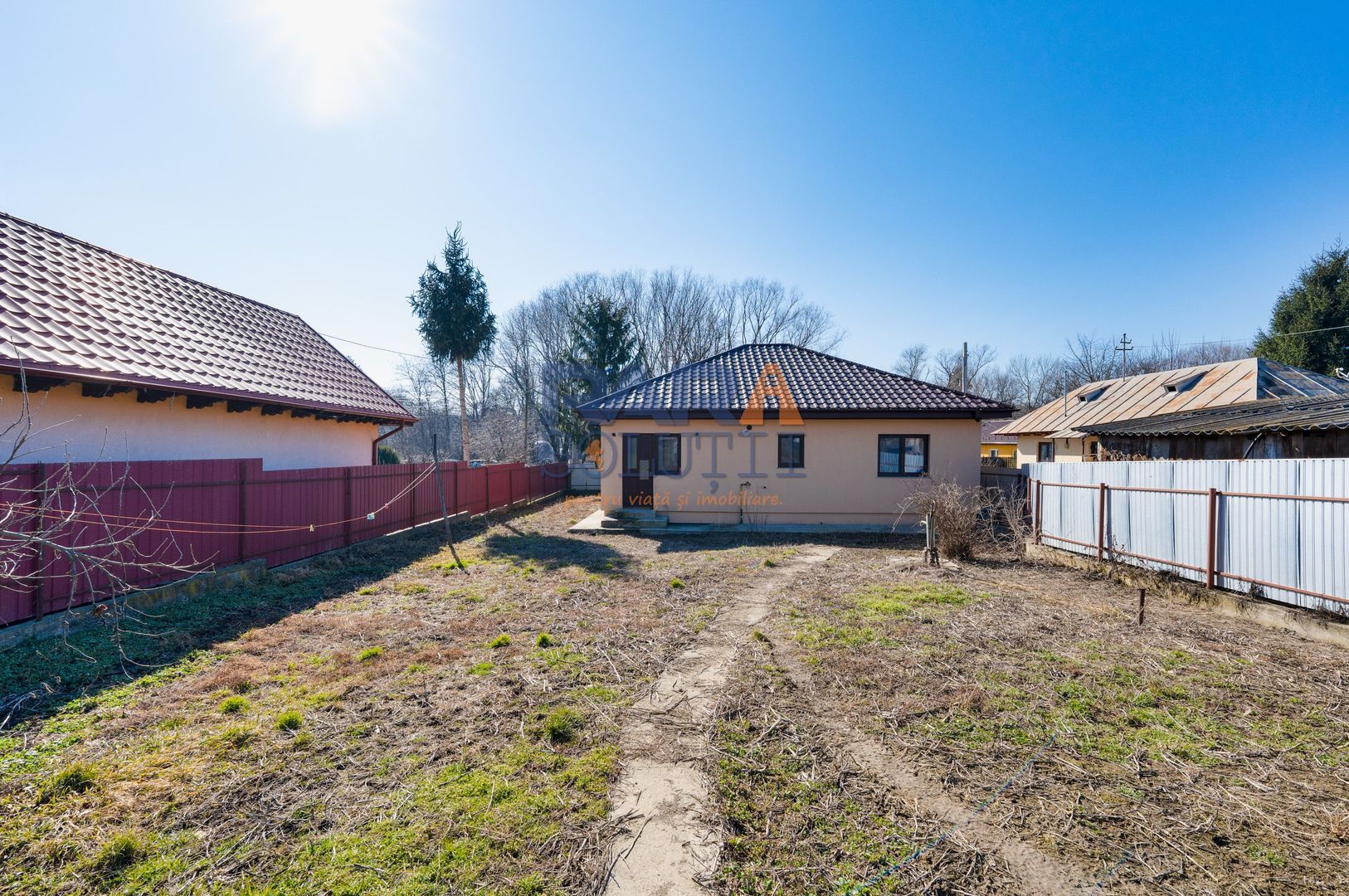 Casă nouă - 2800 mp teren - Poză 13