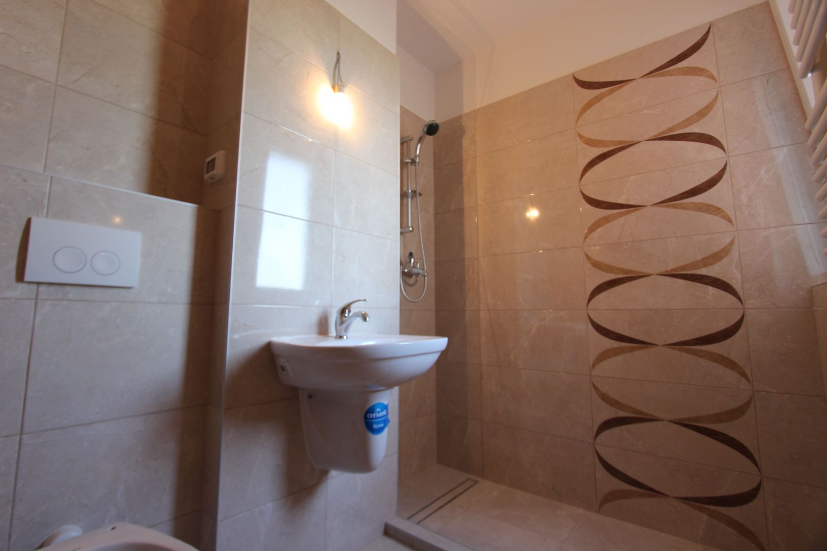 Nou si elegant - Poză 7