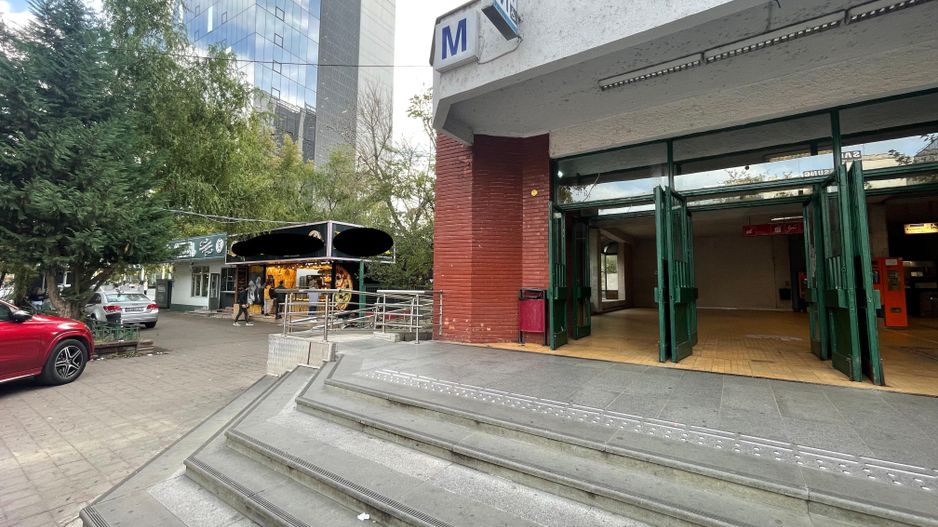 Spatiu Comercial | Vitrina 7ml | Metrou Pipera | Trafic Intens - Poză 1