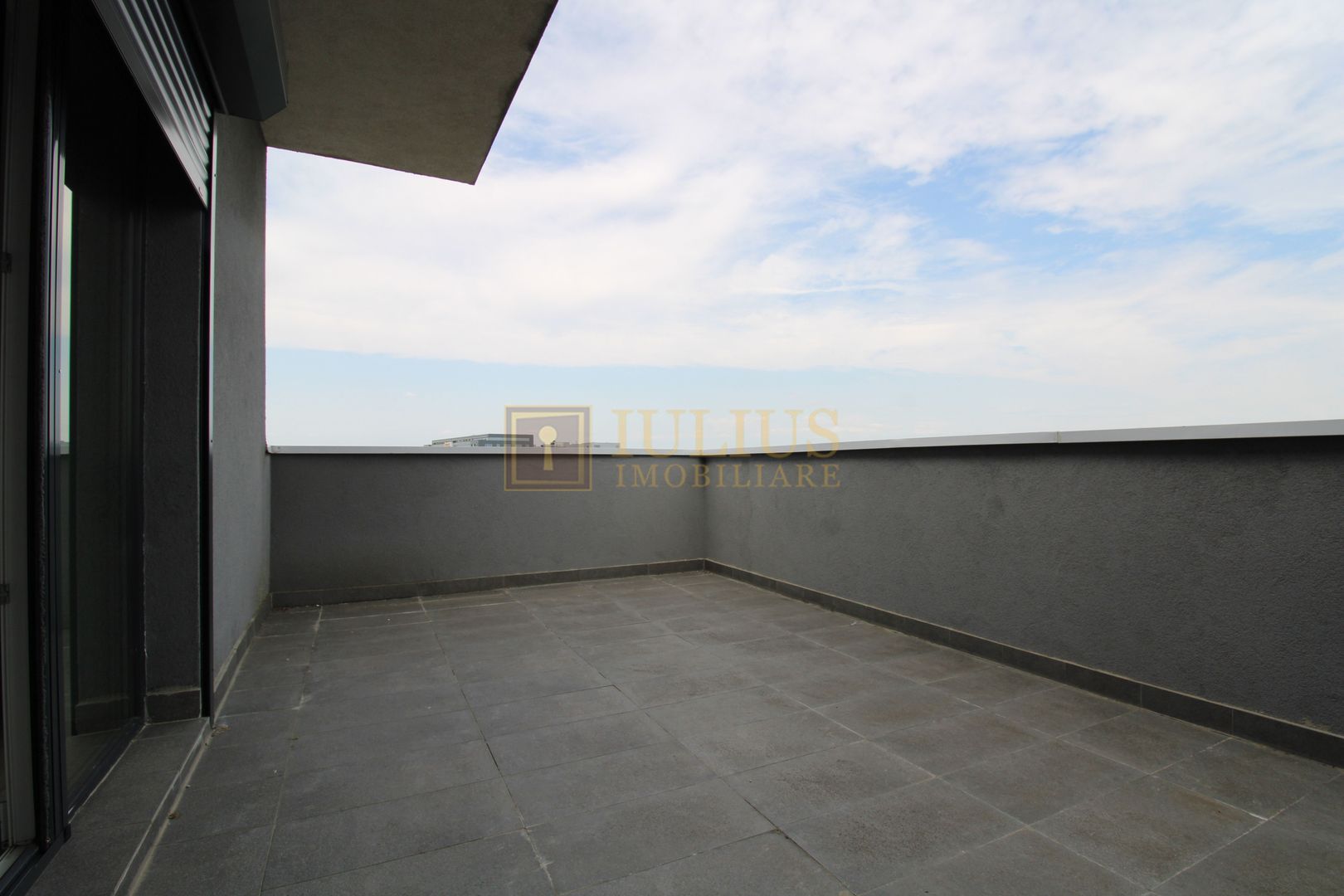 Buziasului, 3 camere + 2 bai, centrala proprie - Poză 3