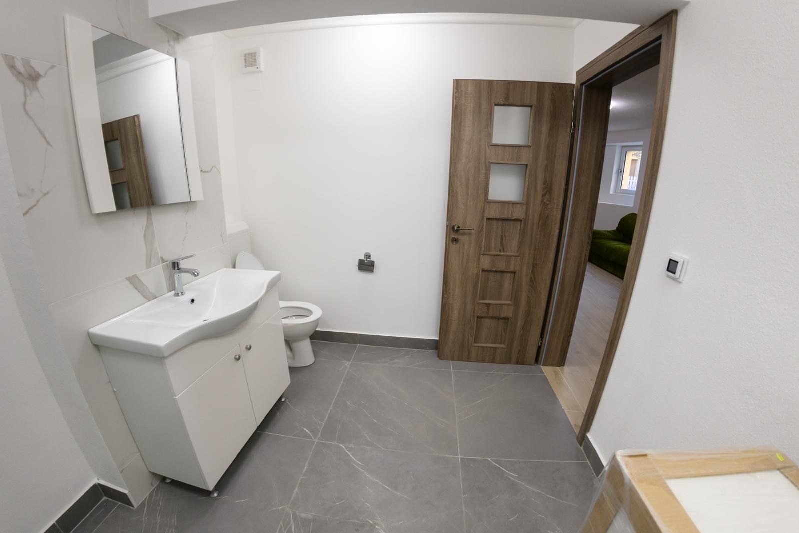Apartament de închiriat – zona ultracentrală, Oradea - Poză 8