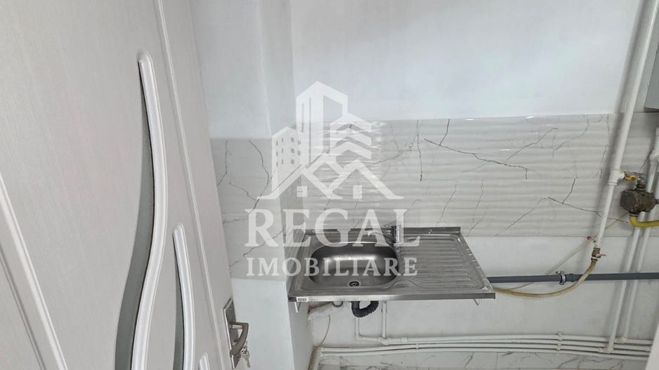 PRET NOU: Garsonieră 28 mp + balcon – zona M4 – etaj 1 - Poză 7