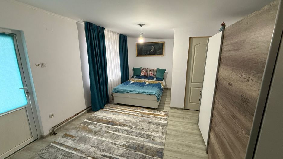 Casa spatioasa de vanzare plan parter in Osorhei - Poză 8