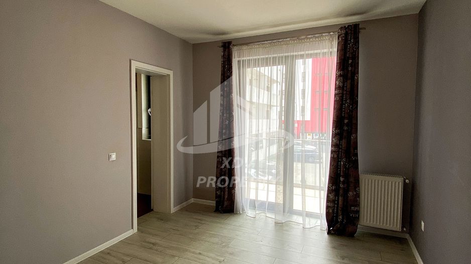 Apartament 4 camere decomandate , 2 bai, 2 balcoane,  90mpu, Sibiu - Poză 9