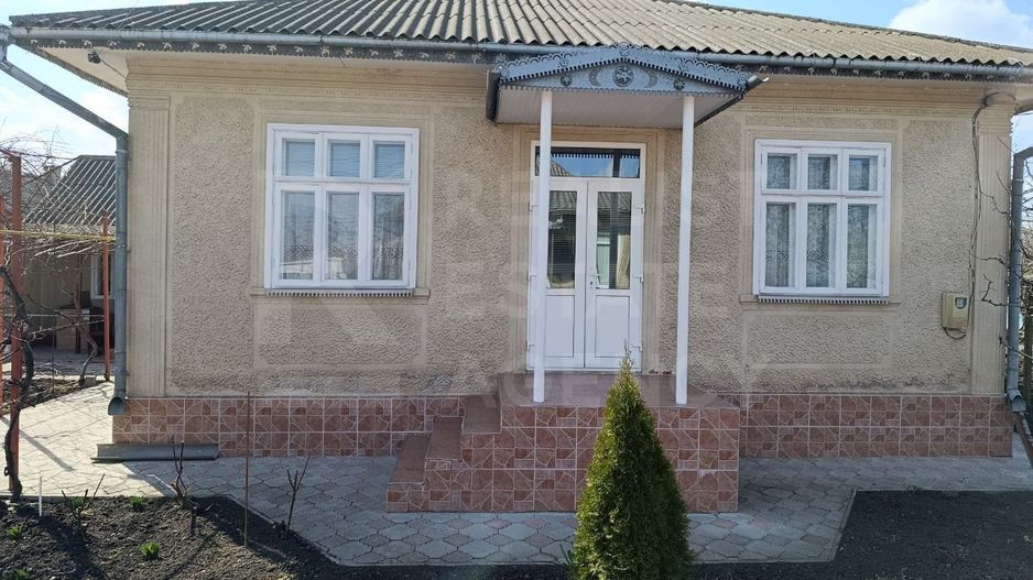 Vânzare casă  3 camere, str. Teiului, satul Elizaveta, Bălți - Poză 1