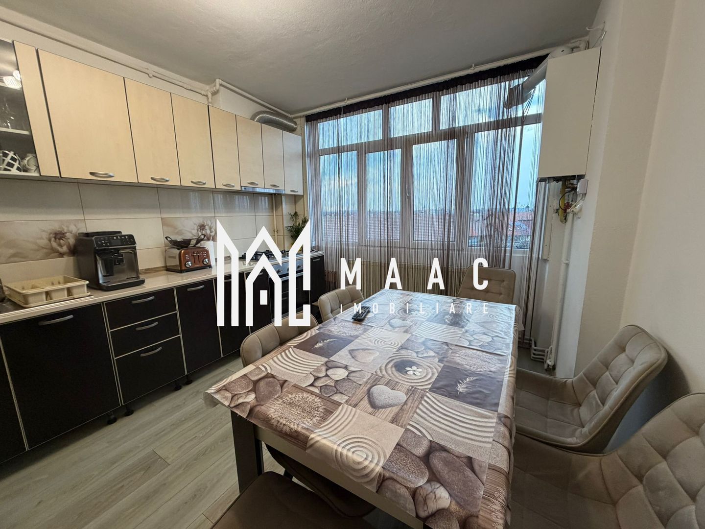 Apartament 2 camere | Decomandat | Renovat | Vasile Aaron - Poză 3