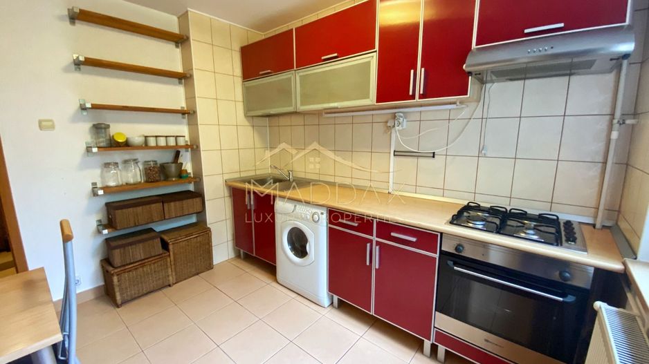 Apartament renovat cu 2 camere langa metrou de închiriat - Poză 12