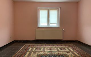 Vanzare apartament -3 camere la casă, etaj 1+pod+cota teren–Târgoviște - Poză 3