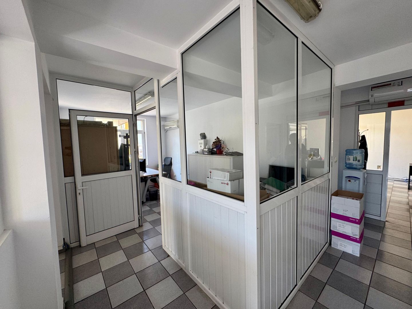 OPORTUNITATE - vila-curte individuala-garaj la Domenii-Popisteanu - Poză 14