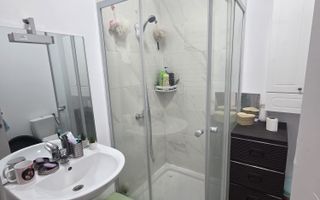 Garsoniera disponibila imediat boxa inclusa in pret - Poză 10