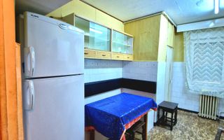 Apartament 4 camere, decomandat, cu priveliște superba! - Poză 8