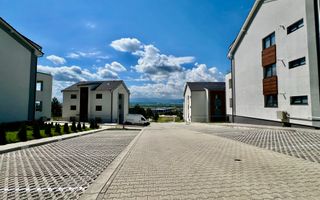 Apartament 3 camere -  66.4 mp, aer conditionat (LOG-GAL-ap.8) - Poză 1