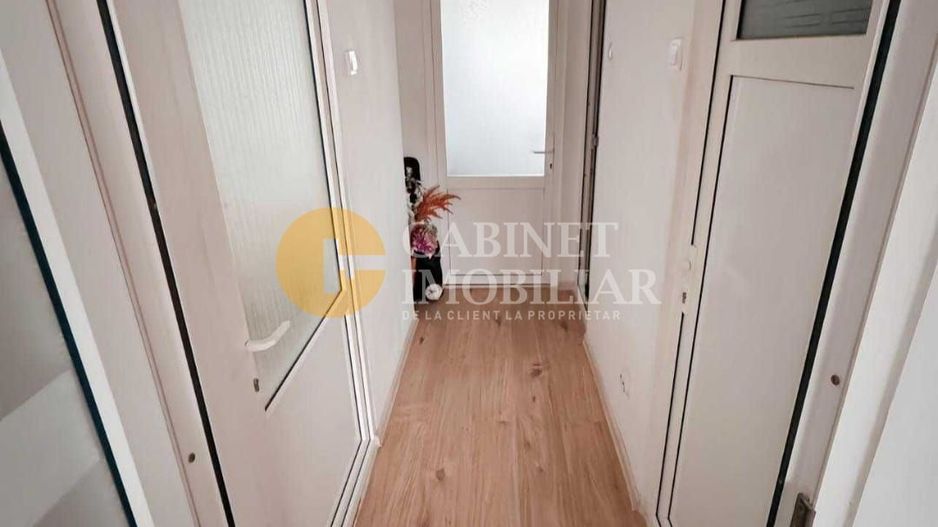 Apartament 3 camere, semidecomandat, Tatarasi, Iasi - Poză 2