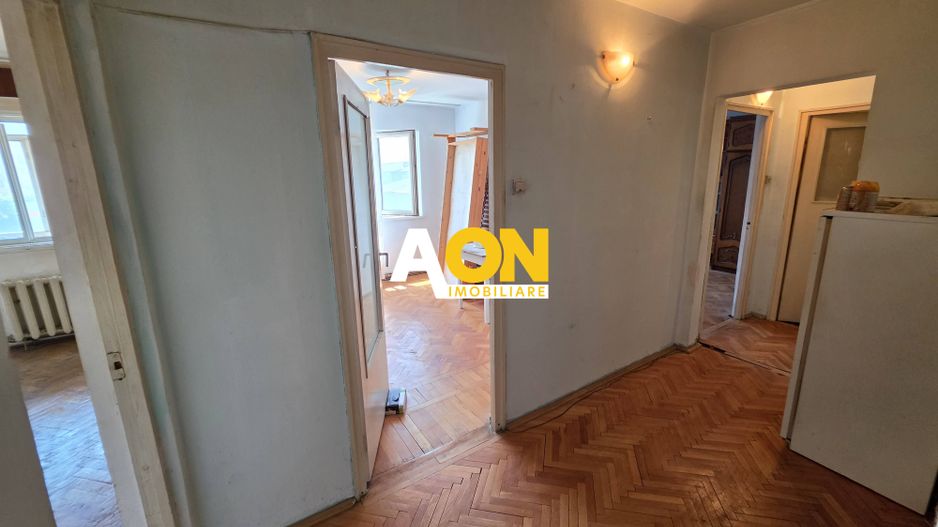 Apartament 3 camere, Cetate, 65 mp utili, et.5. Necesita renovare - Poză 4