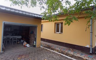 Casă spațioasă cu 4 camere , curte și teren generos în Mașloc - Poză 4