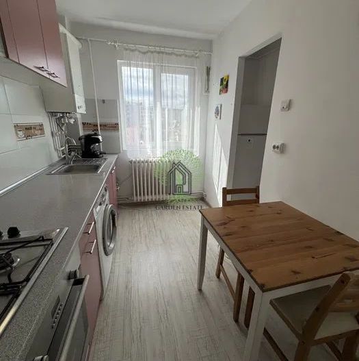 Apartament cu 2 camere pe str Septimiu Albinii Gheorgheni - Poză 3