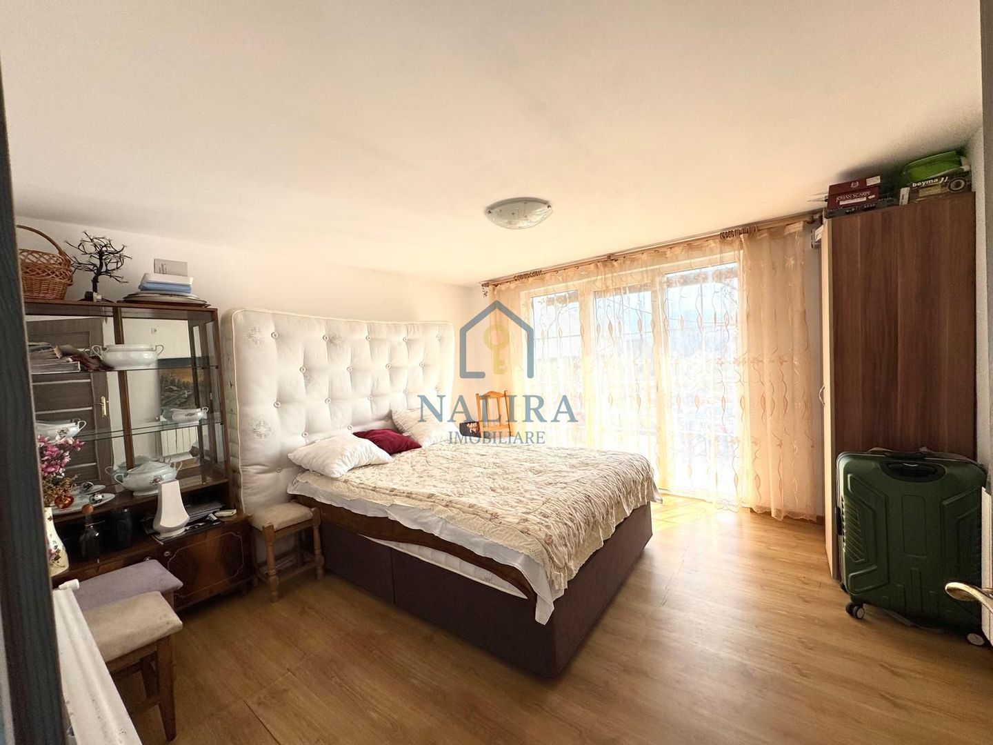 Casa de caramida de vanzare Surdesti cu teren intravilan 5000mp - Poză 4