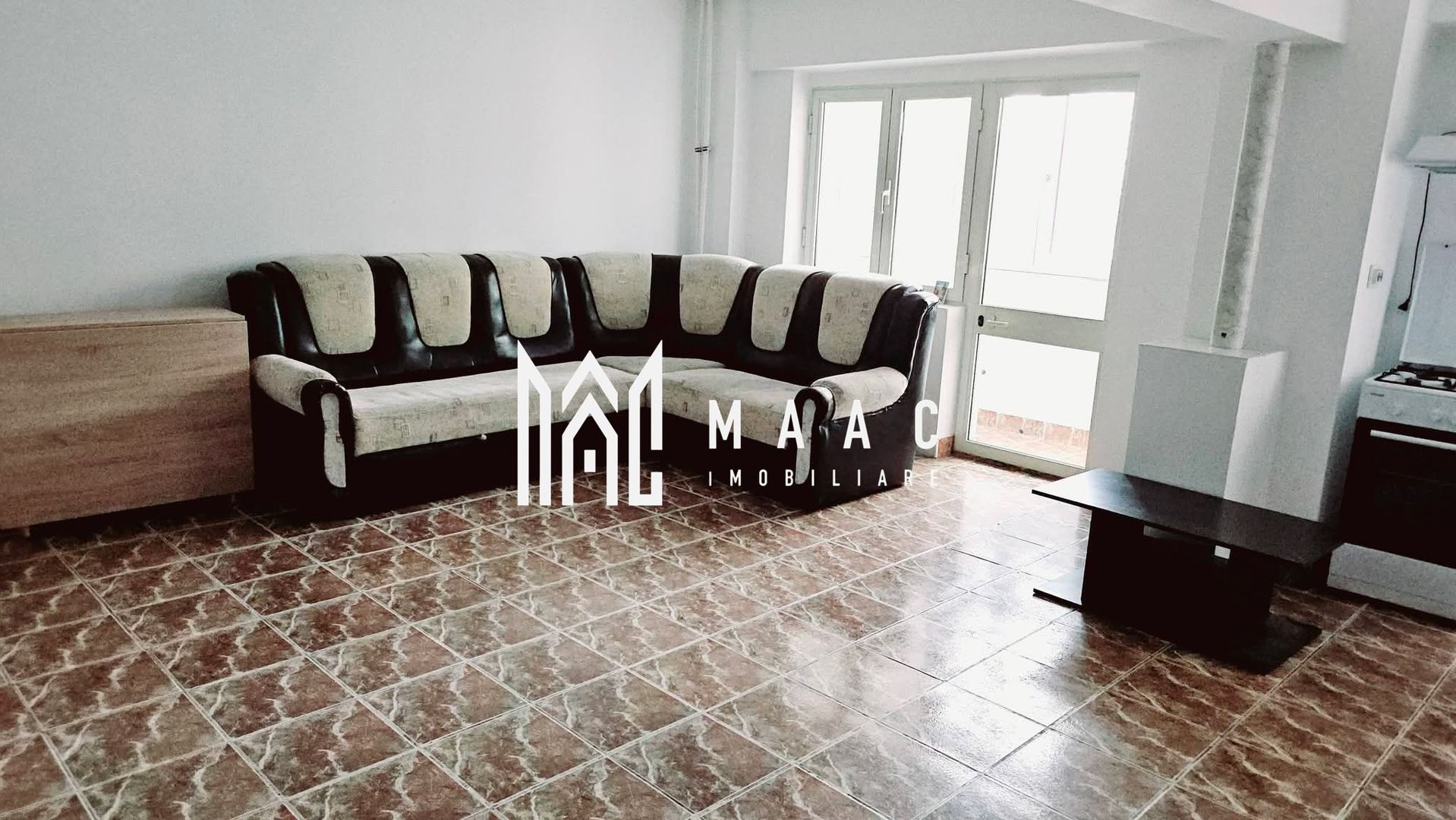 Apartament 3 camere | Etaj 1 | 68.12 mpu | Ostroveni | - Poză 1