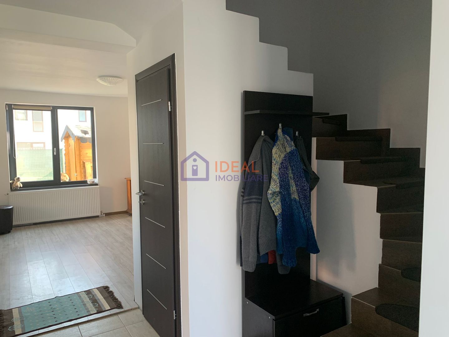 Duplex La CHEIE cu 4 camere, in Cisnadie - Poză 2
