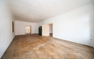 Locație rară în Brașov: ideal pentru regim hotelier sau business - Poză 15